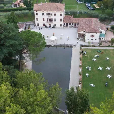 לינה וארוחת בוקר Stecchini בסאנו דל גראפה