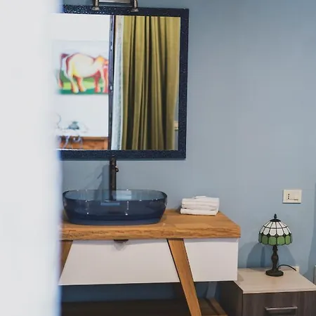 לינה וארוחת בוקר Stecchini 4*