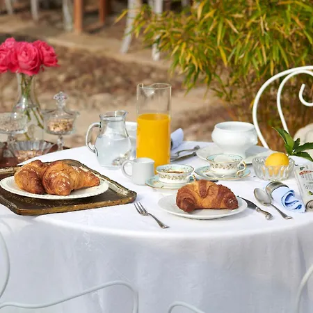 Stecchini Bed & Breakfast 4*