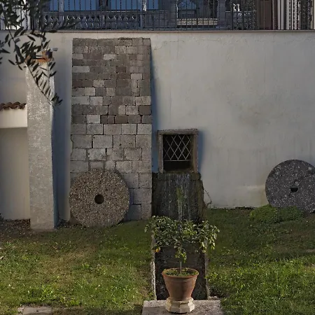 Stecchini לינה וארוחת בוקר בסאנו דל גראפה